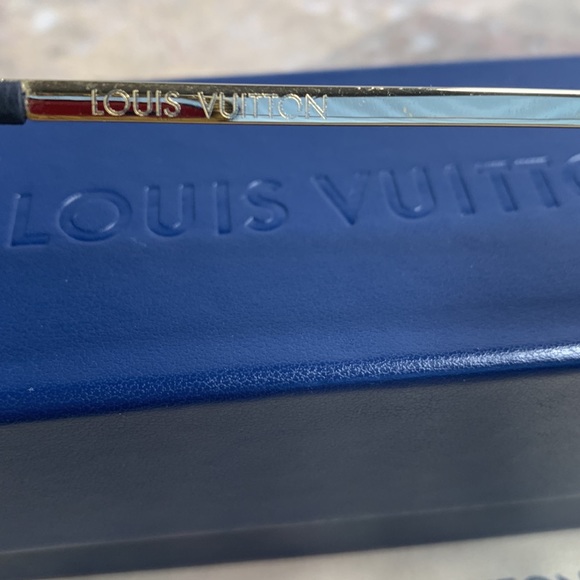 ❤️❤️SOLD❤️❤️Louis Vuitton sunglasses - Picture 4 of 7